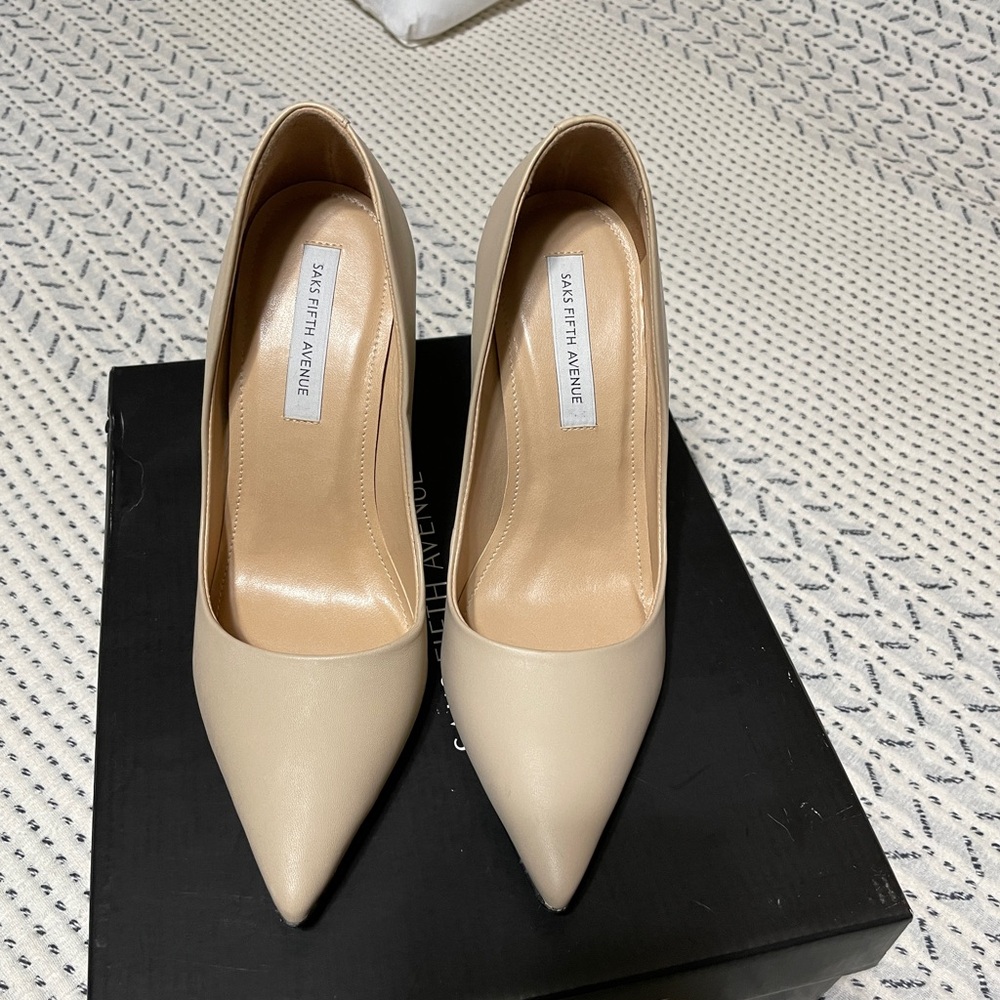 Saks Fifth Avenue Napa Leather Nude High Heels 6.5 - Picture 2 of 7